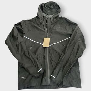 Nike Storm-Fit ADV Running Division Black Jacket FZ0622-010 Mens size Small New